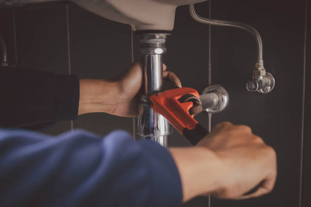 Best Faucet Repair  in Greenfield, WI